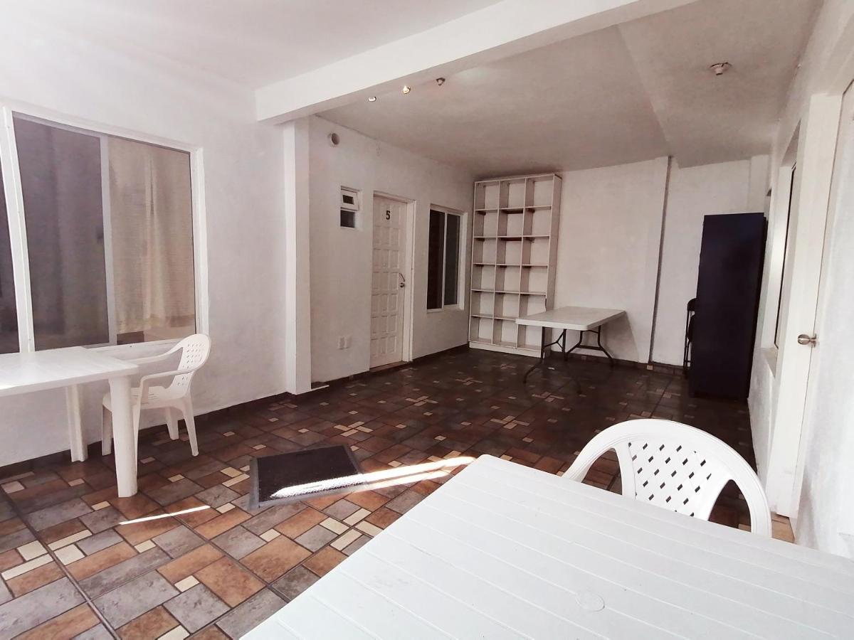 Hostal Maple Керетаро Экстерьер фото