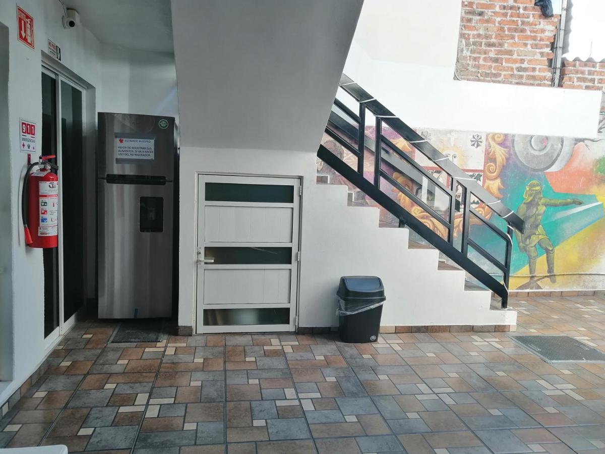 Hostal Maple Керетаро Экстерьер фото