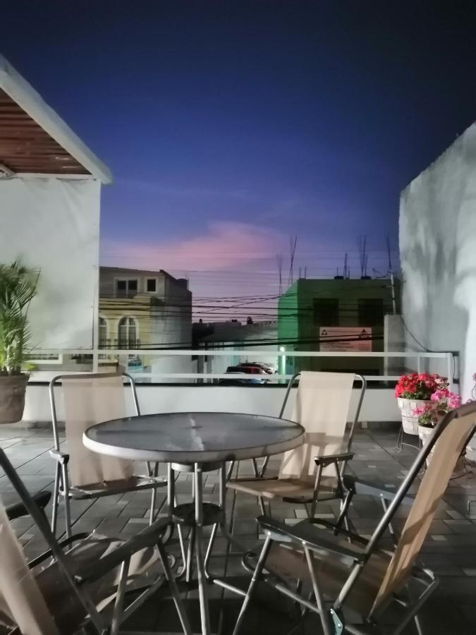 Hostal Maple Керетаро Экстерьер фото